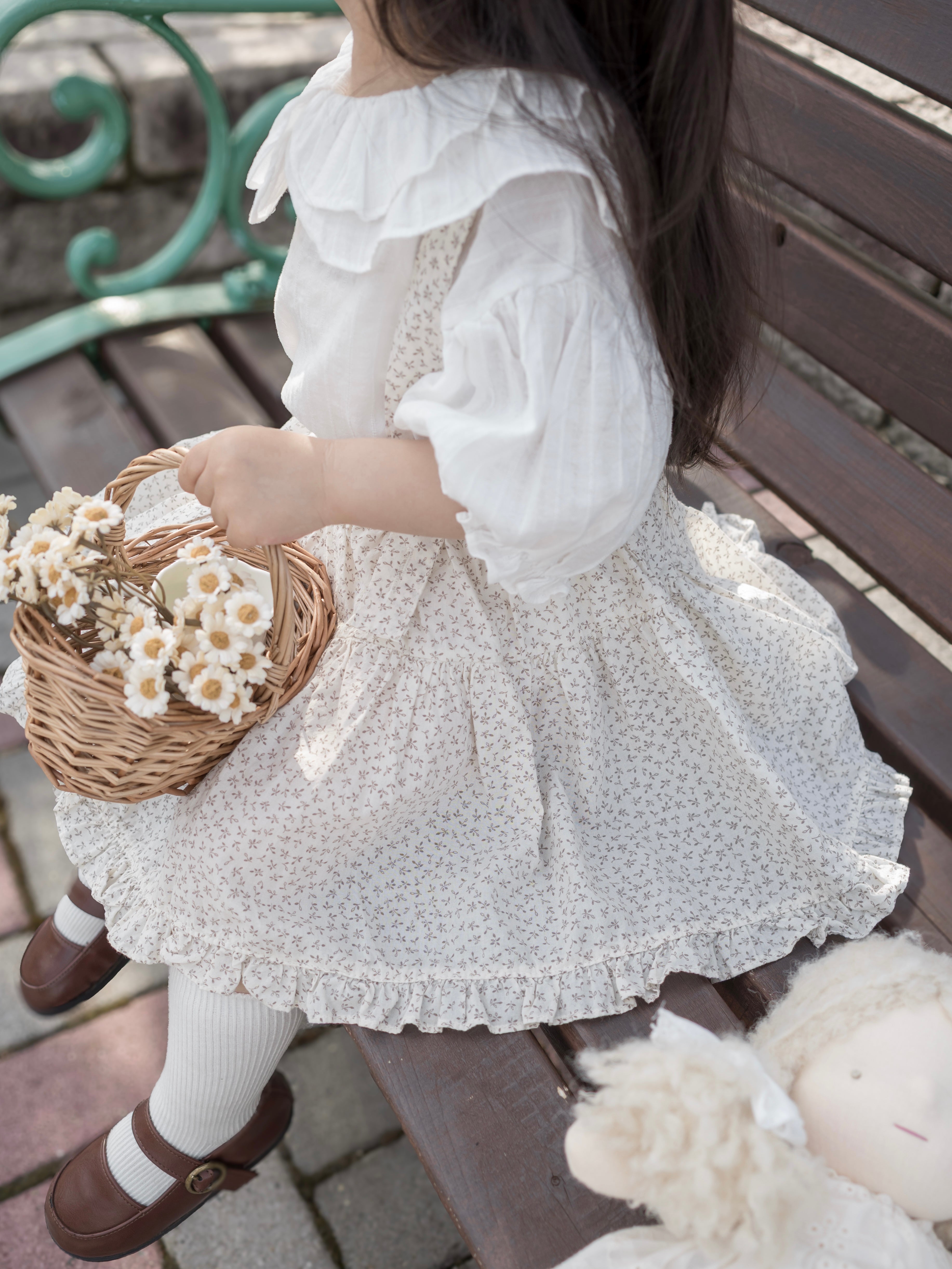 Charming suspender skirt