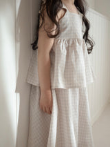 Seashell frill blouse
