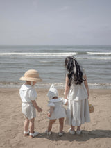 Seashell frill blouse