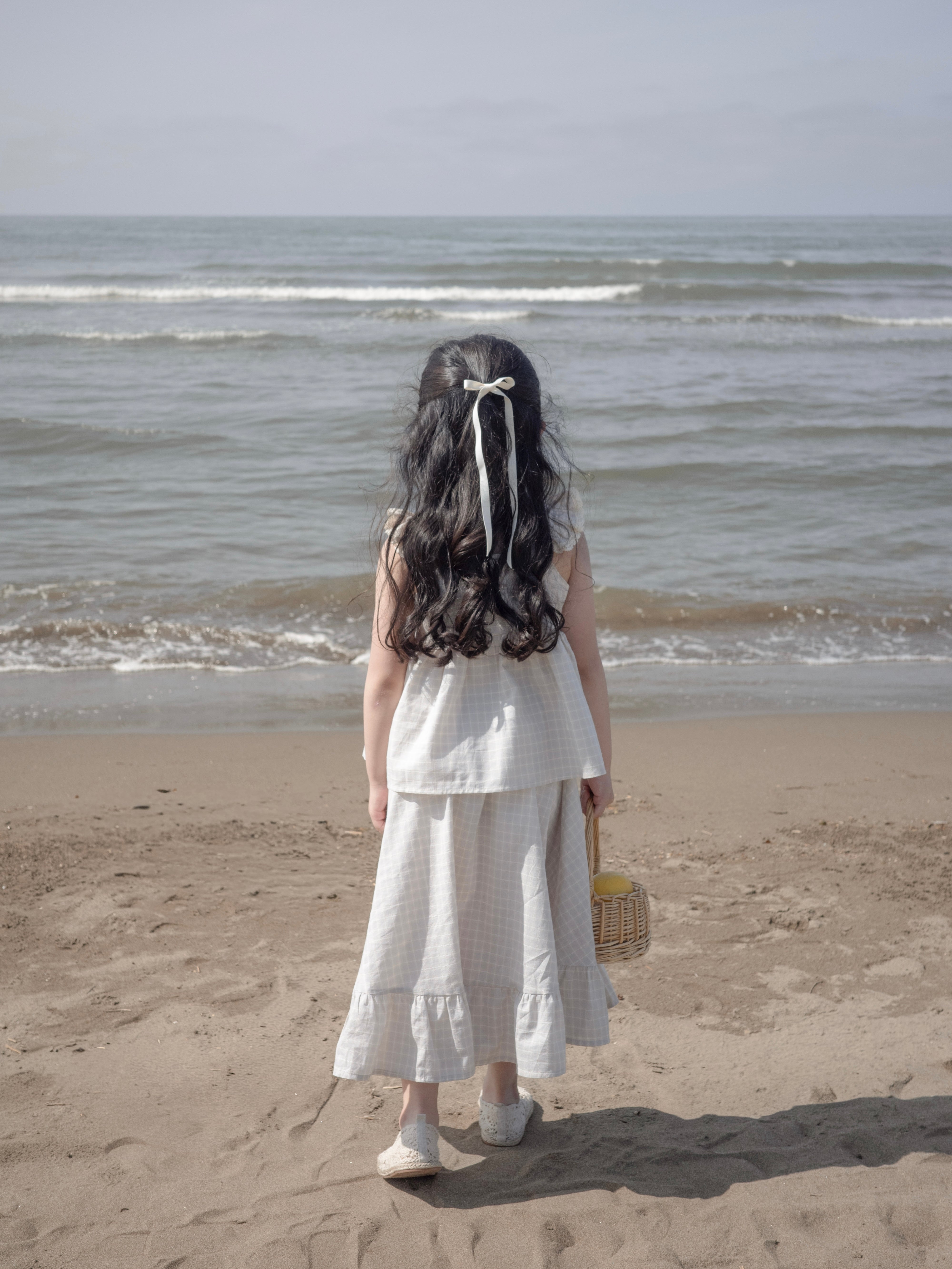 Seashell frill blouse