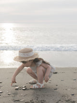 Seashell frill blouse