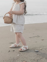 Seashell frill blouse