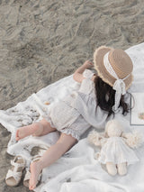 Seashell frill blouse