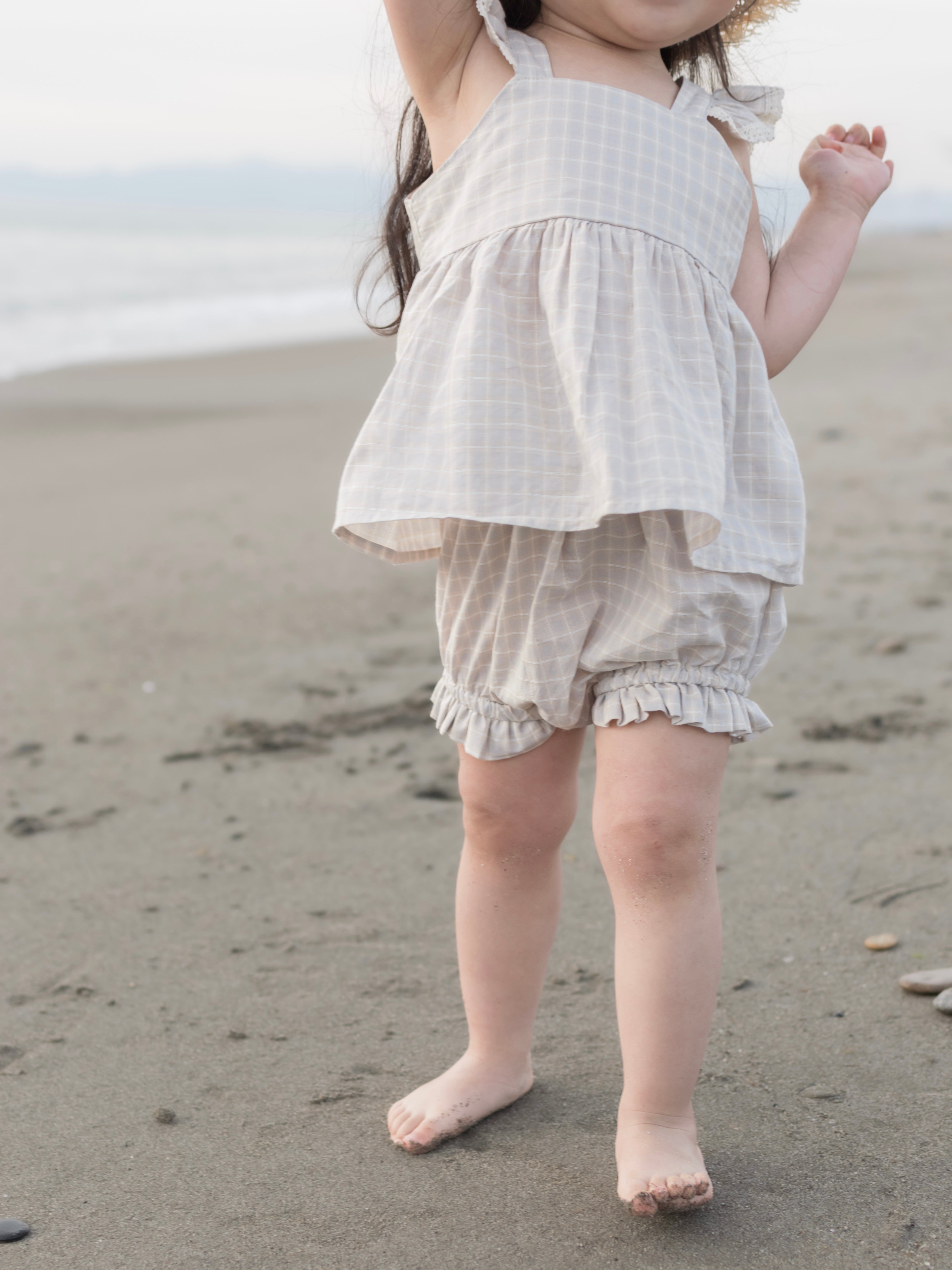 Seashell frill bloomer