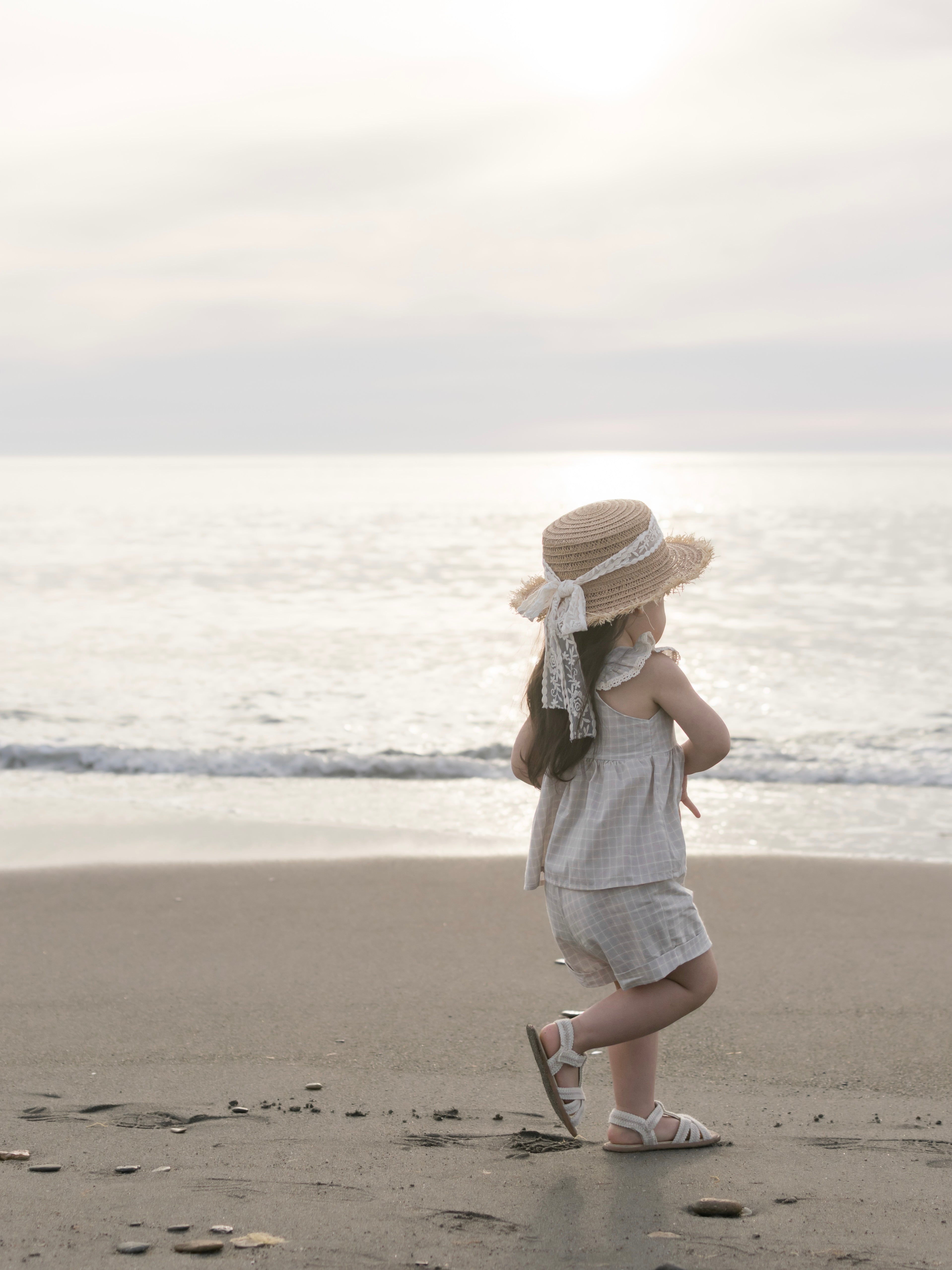 Seashell frill blouse