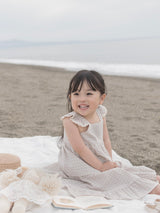 Seashell frill blouse