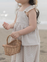 Seashell frill blouse