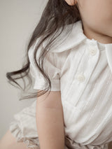 Seashell collar blouse