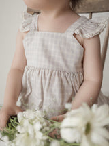 Seashell frill blouse