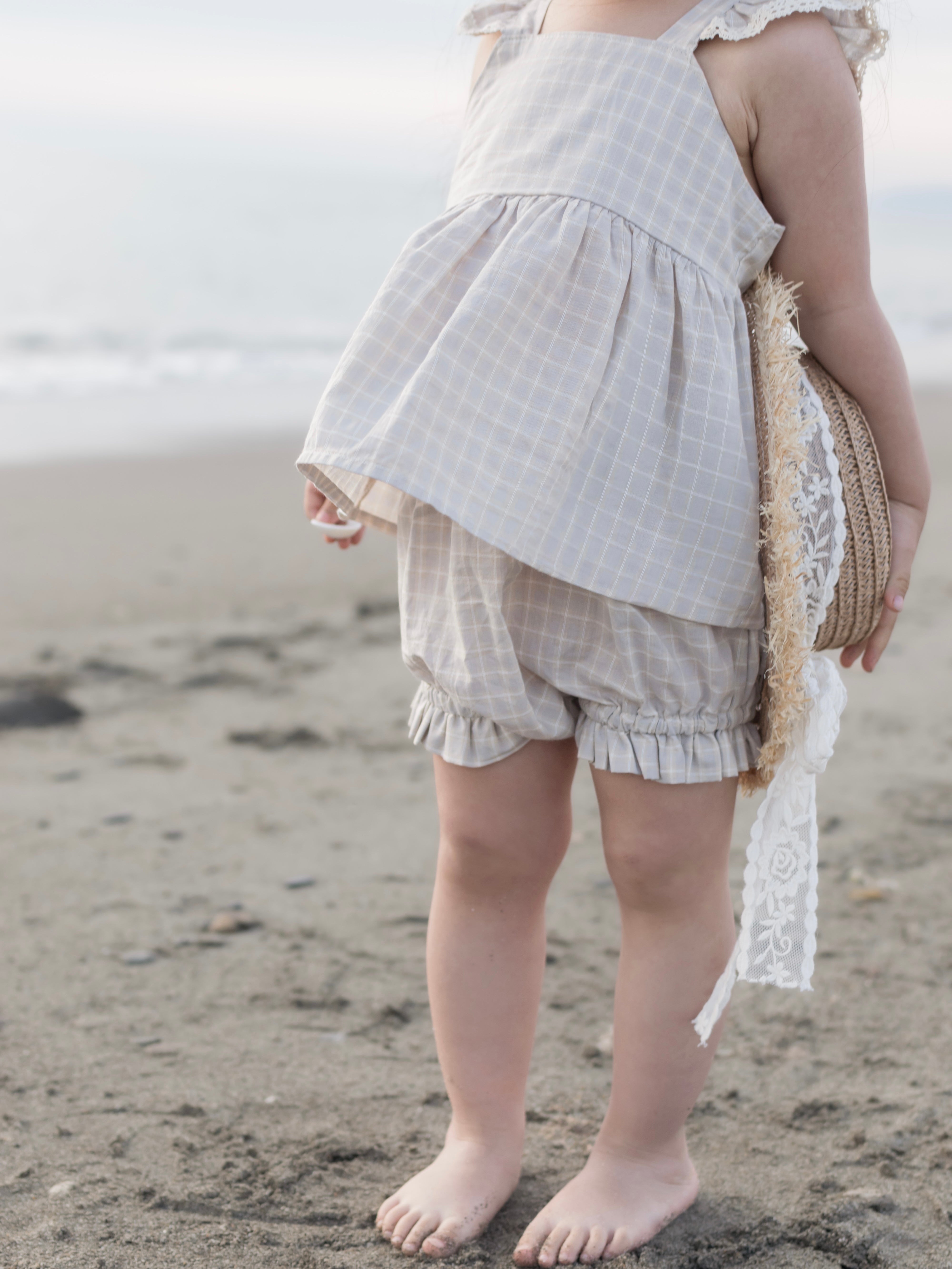 Seashell frill bloomer