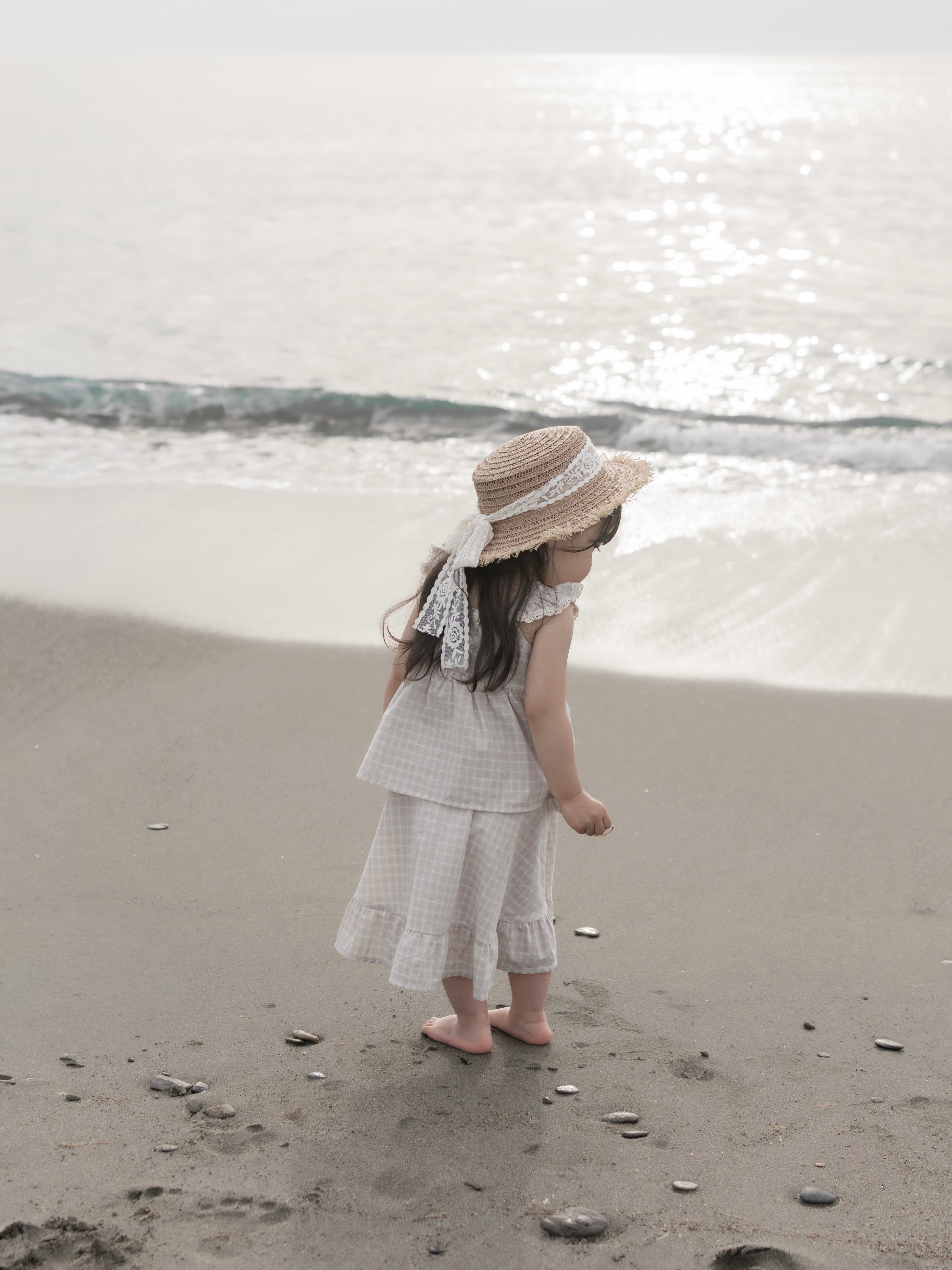 Seashell frill blouse