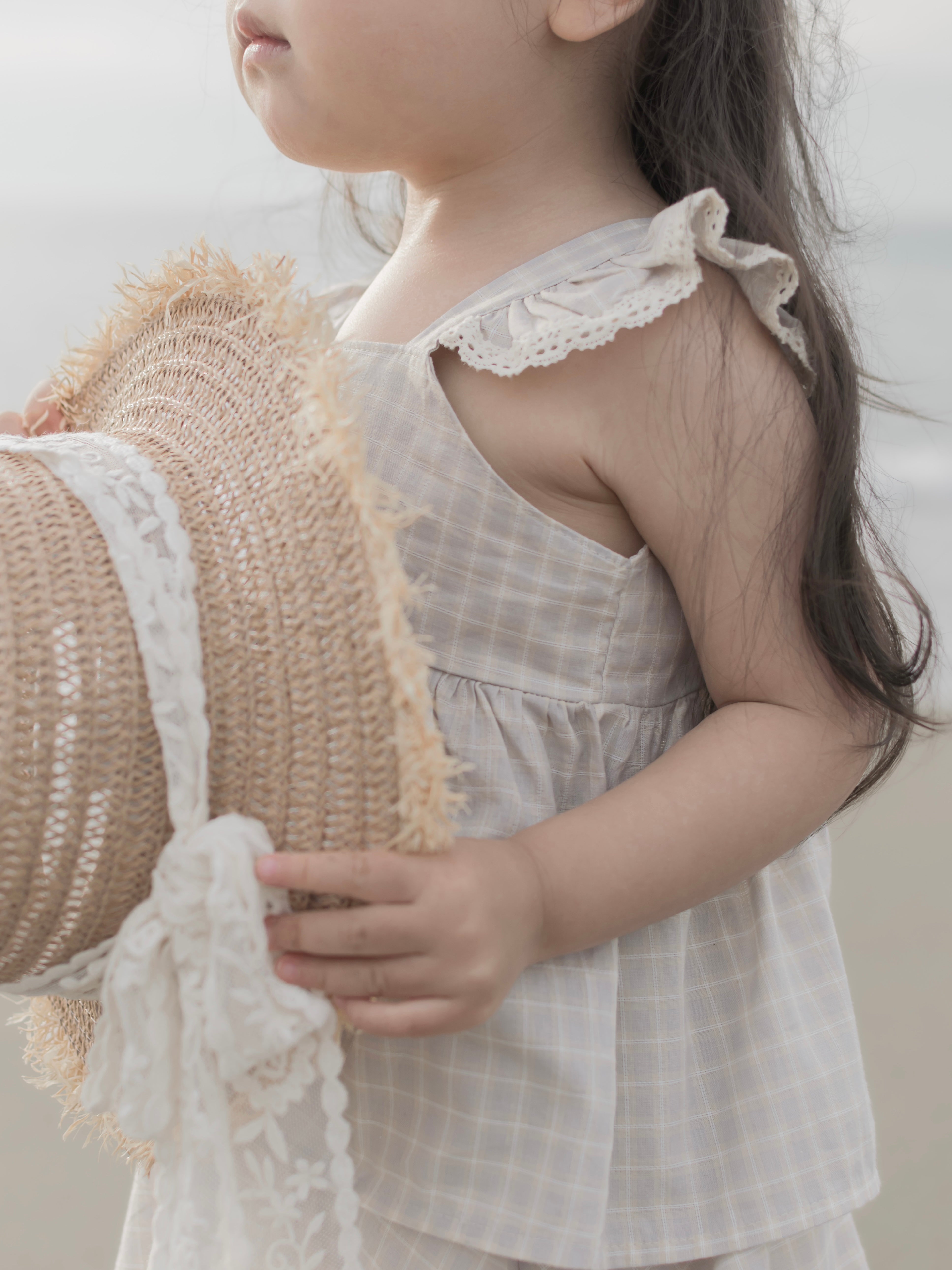 Seashell frill blouse