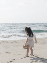 Seashell collar blouse