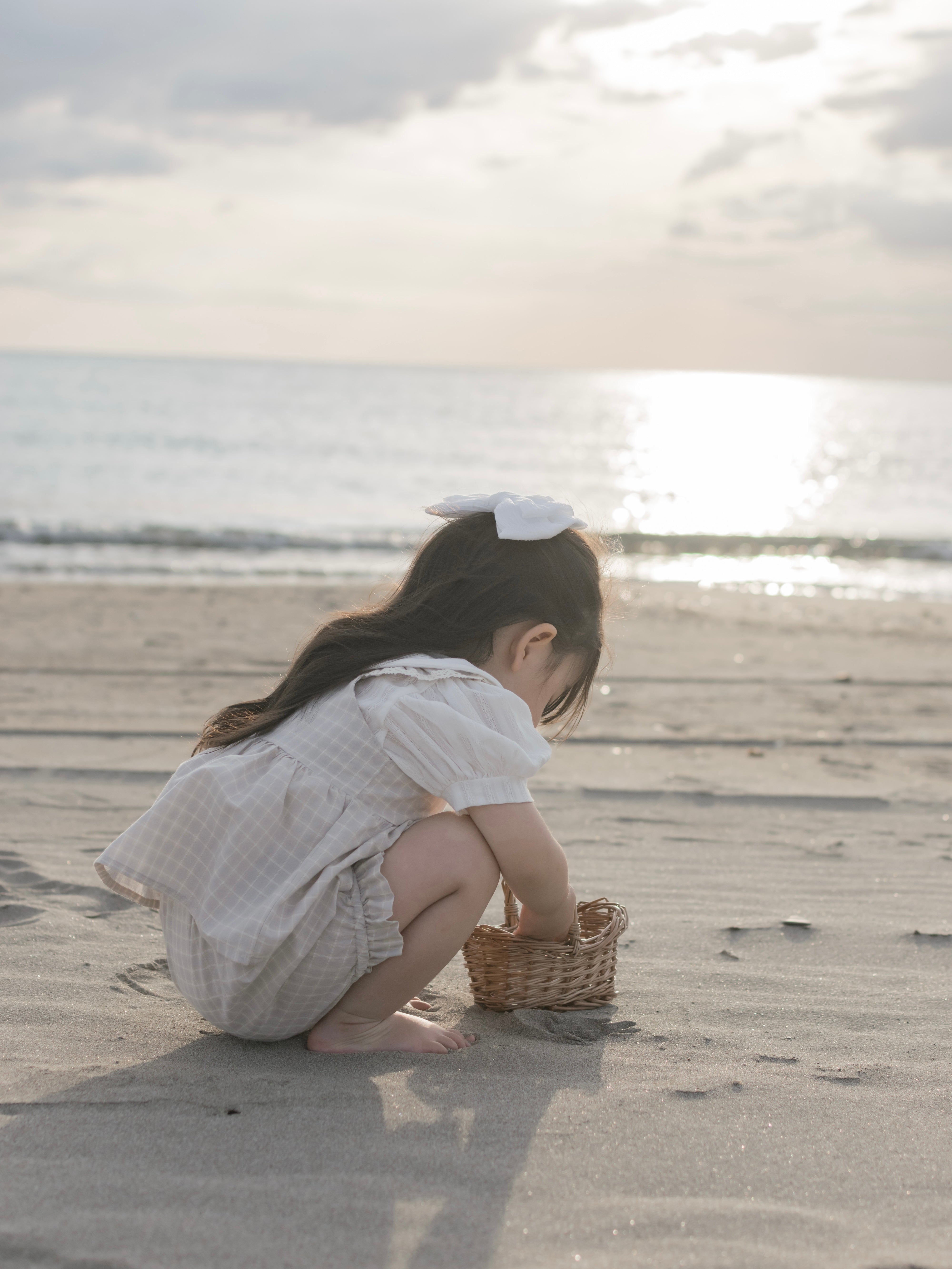 Seashell collar blouse