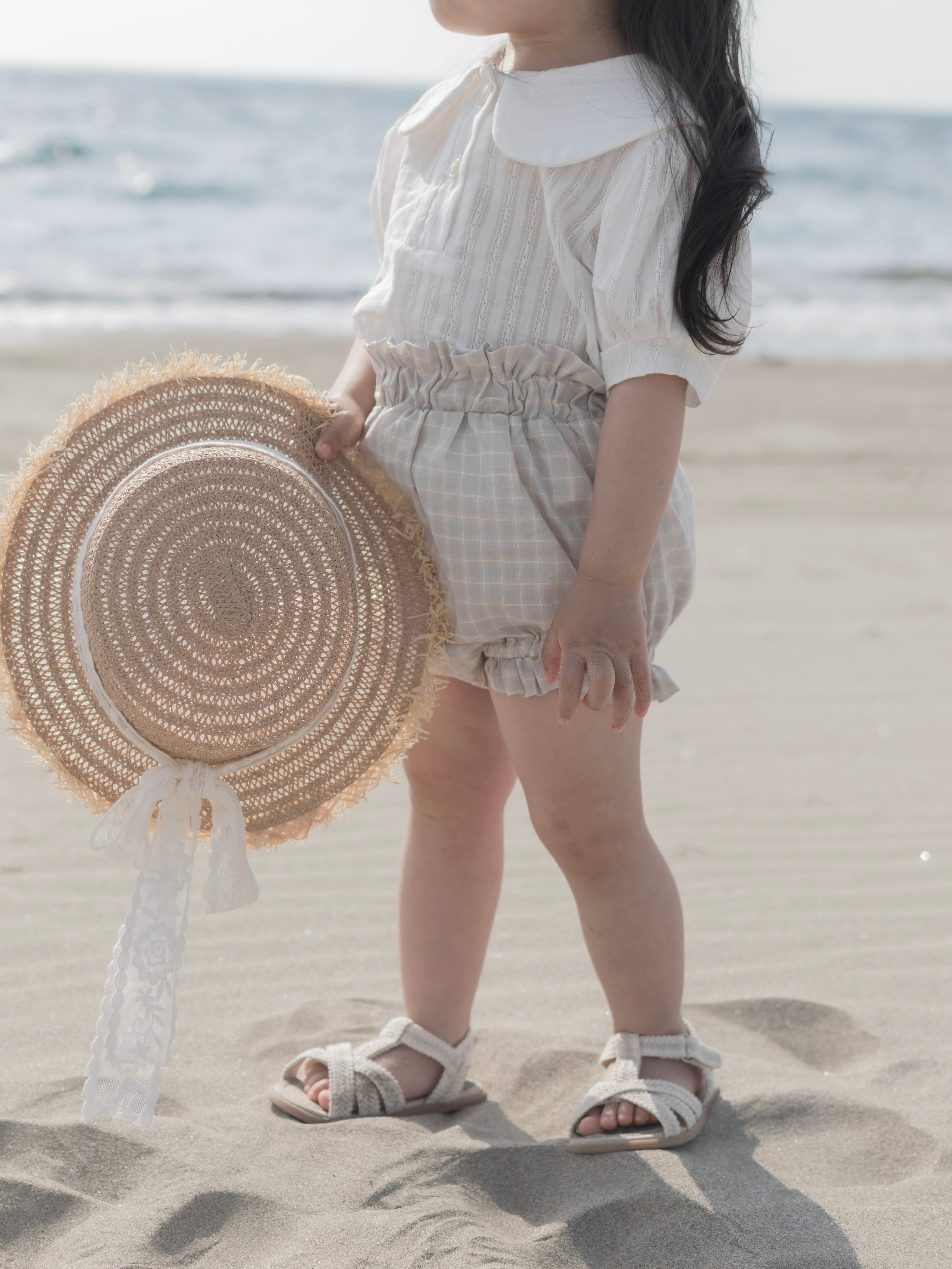 Seashell collar blouse