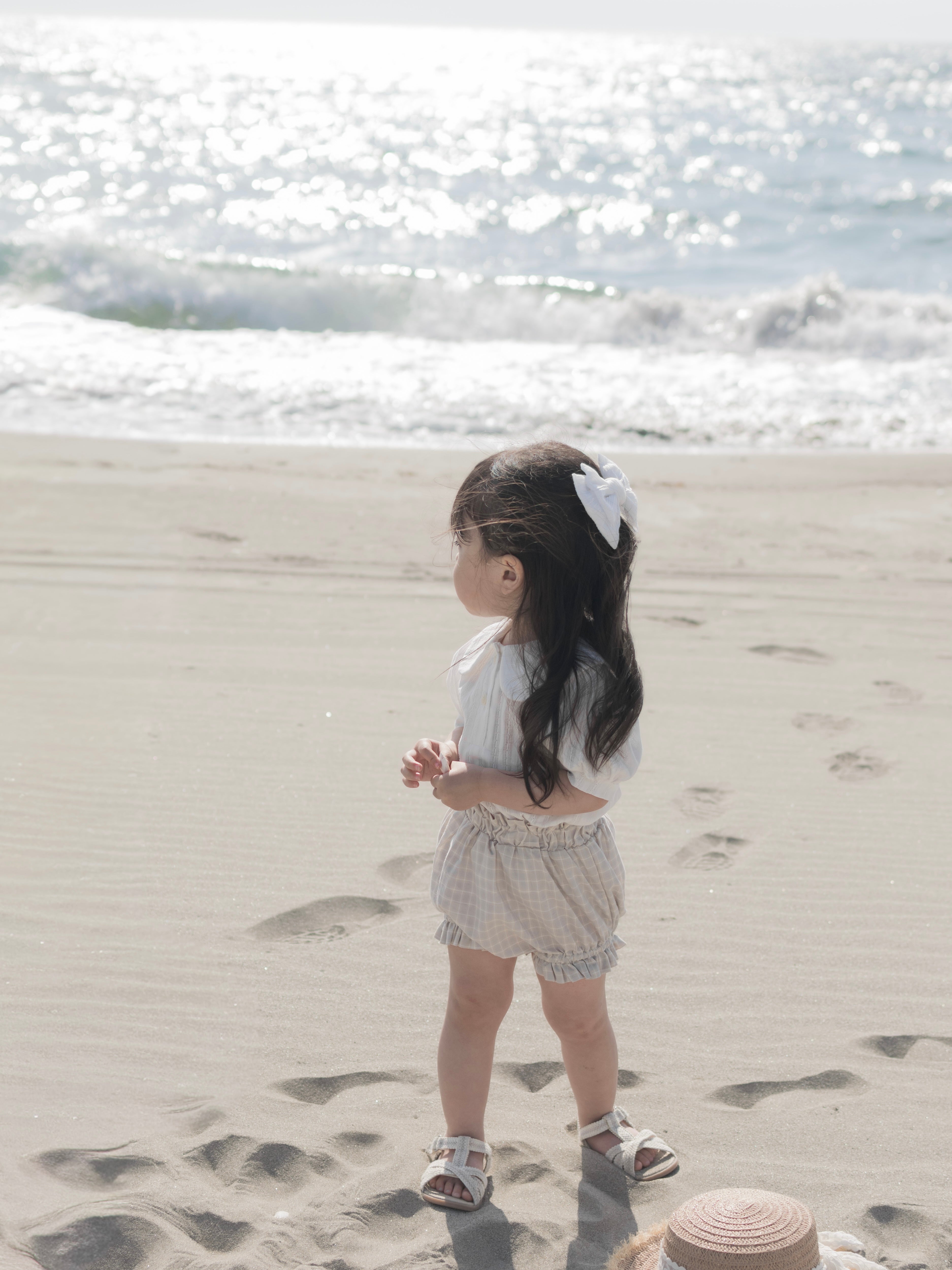 Seashell collar blouse