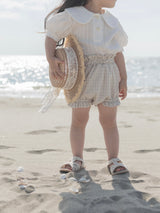 Seashell collar blouse