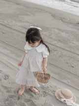 Seashell frill blouse