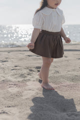 Seashell collar blouse