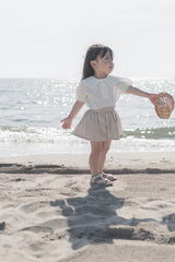Seashell collar blouse