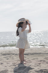 Seashell collar blouse