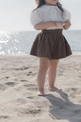 Seashell collar blouse