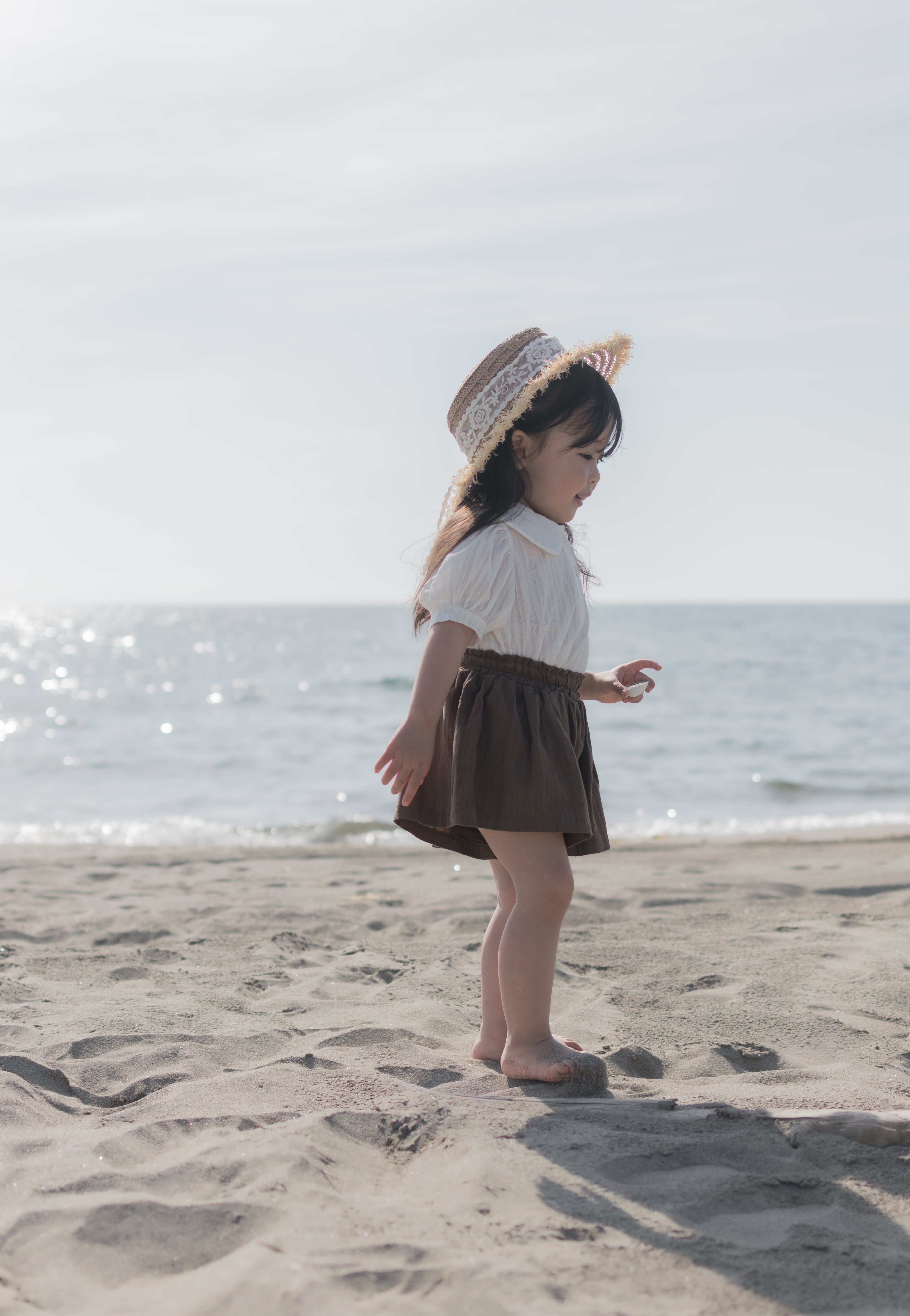 Seashell collar blouse