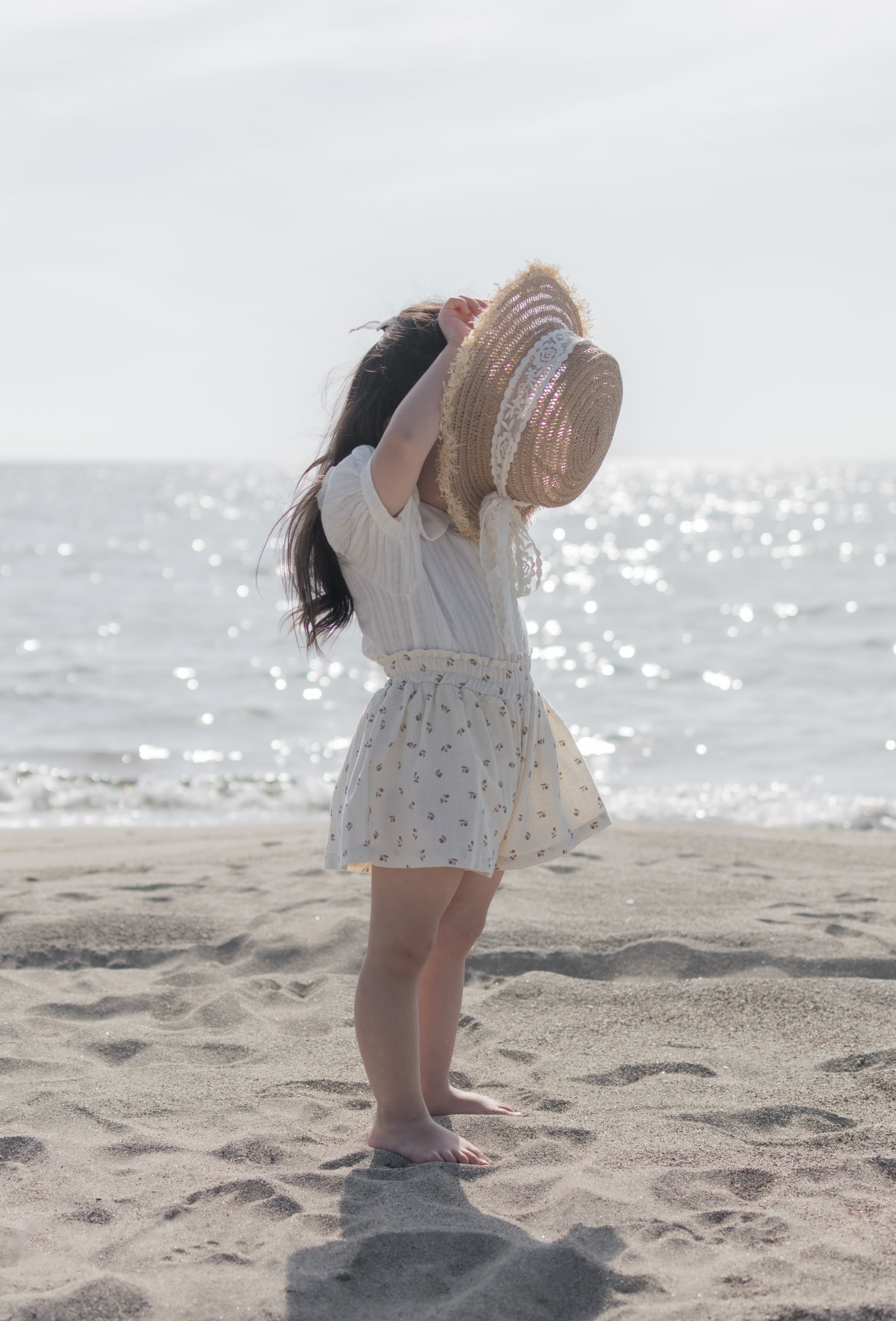 Seashell collar blouse