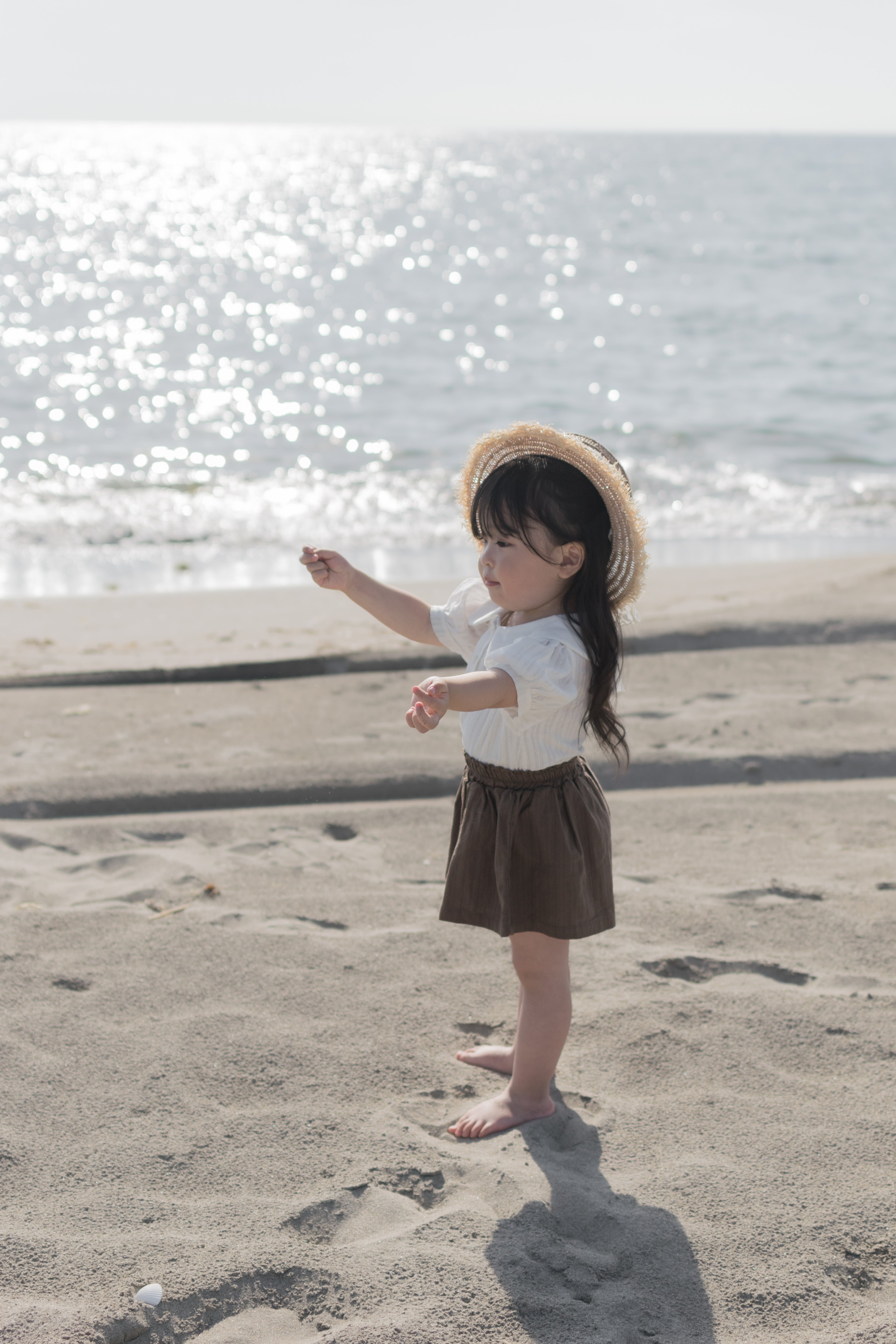 Seashell collar blouse