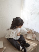 Shoulder frill blouse