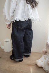 Shoulder frill blouse