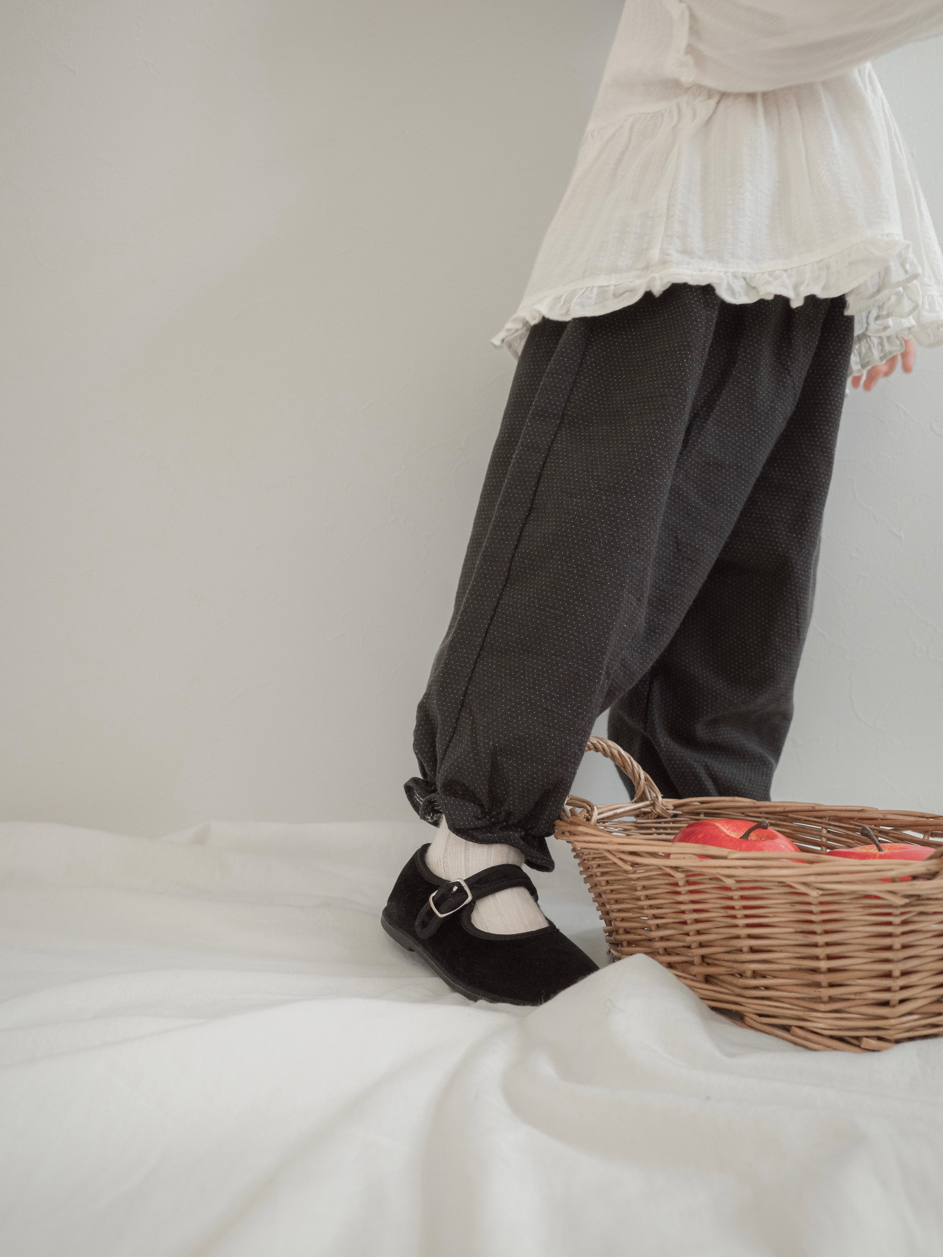 Momo frill pants