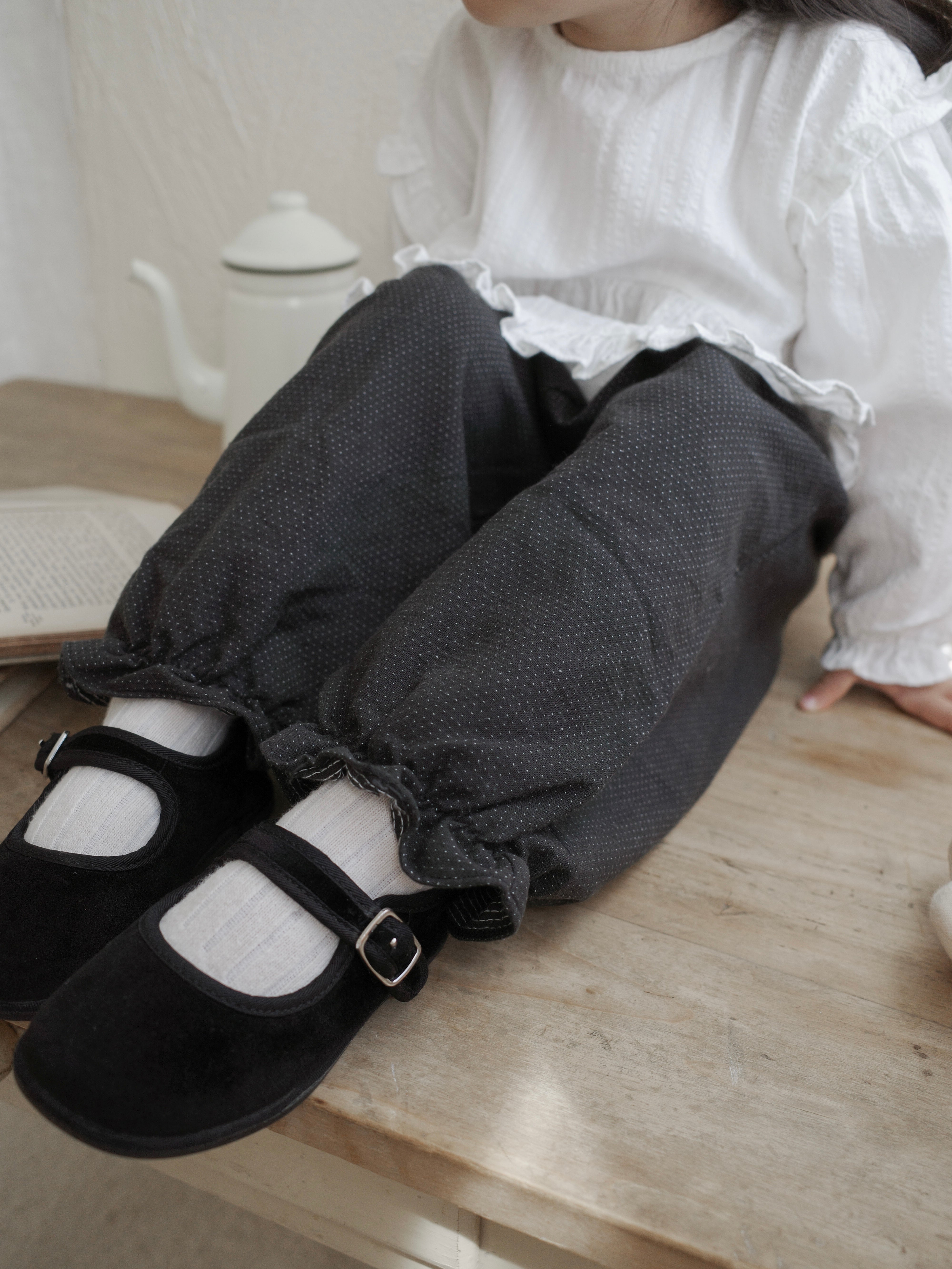 Momo frill pants