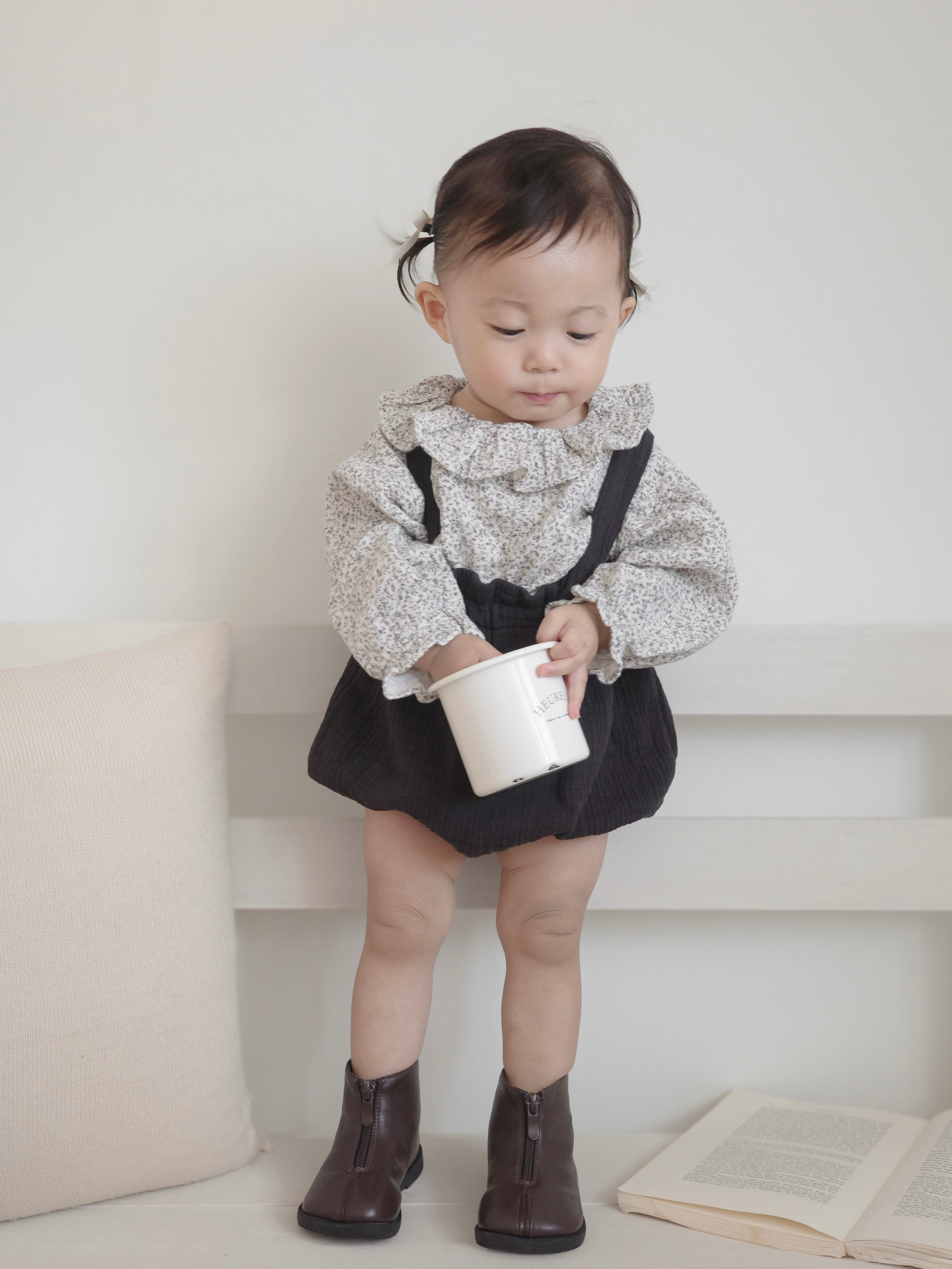 Flour color blouse