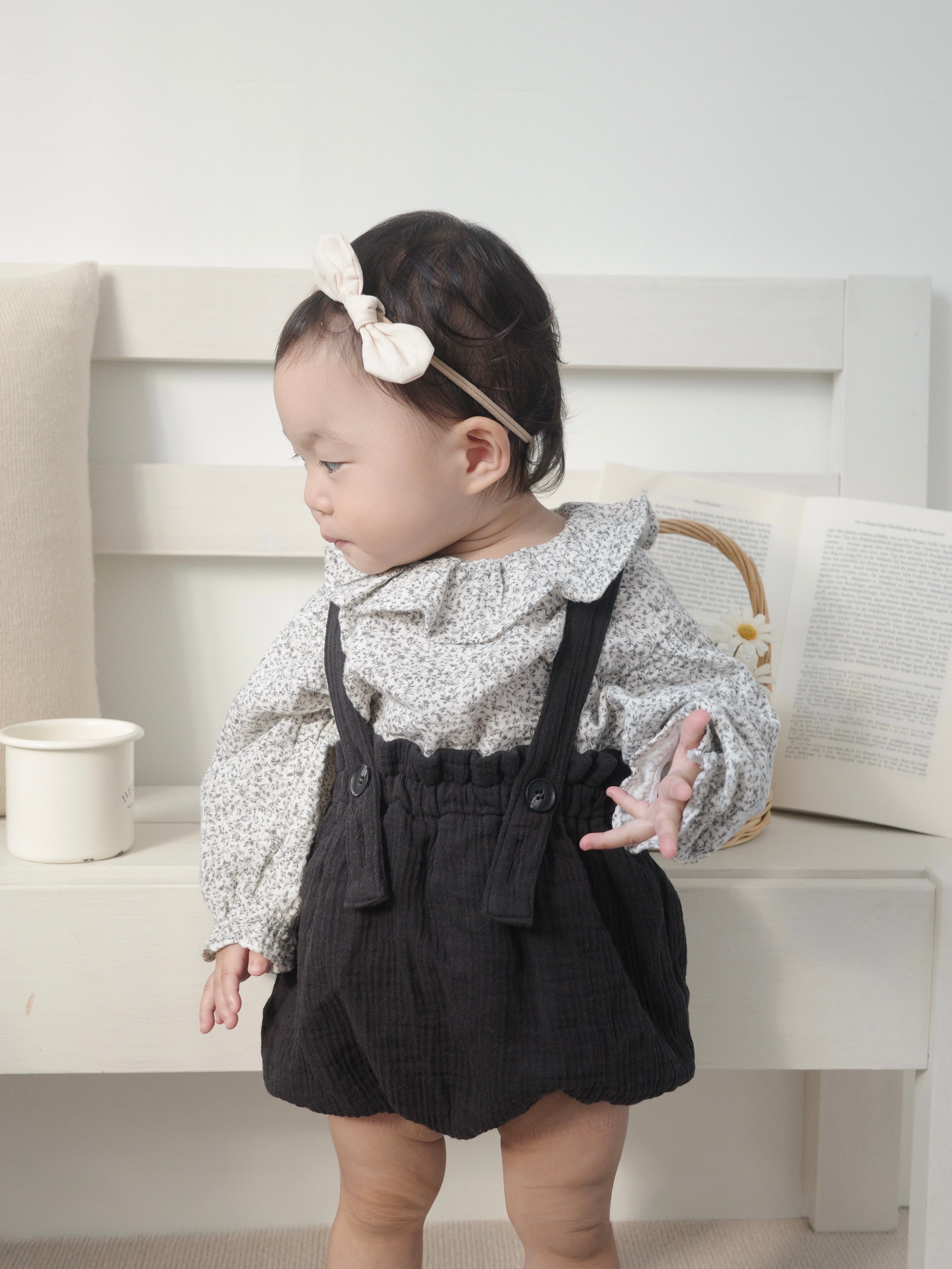 Flour color blouse