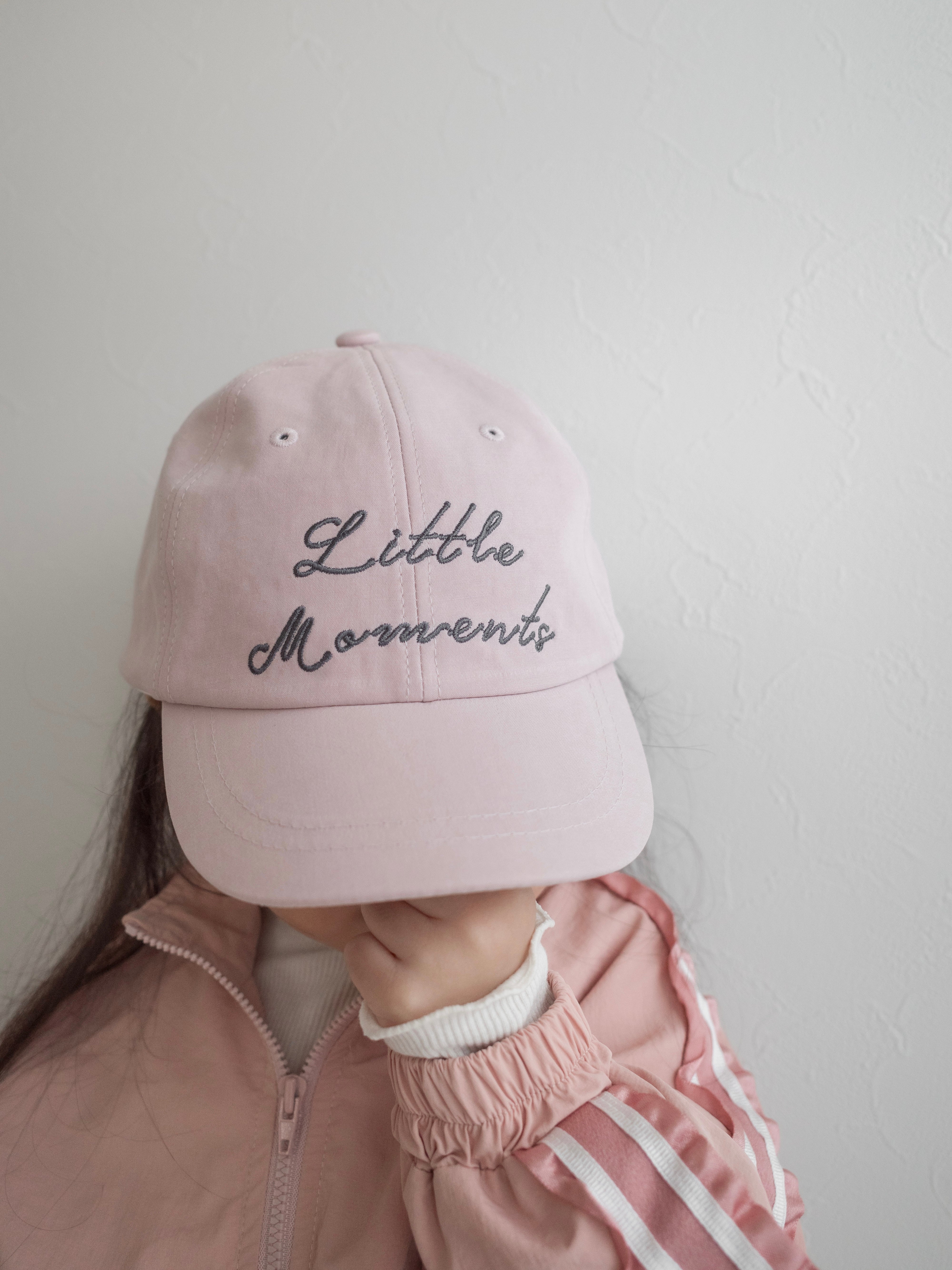Little moment cap