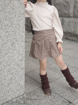 Small check skirt