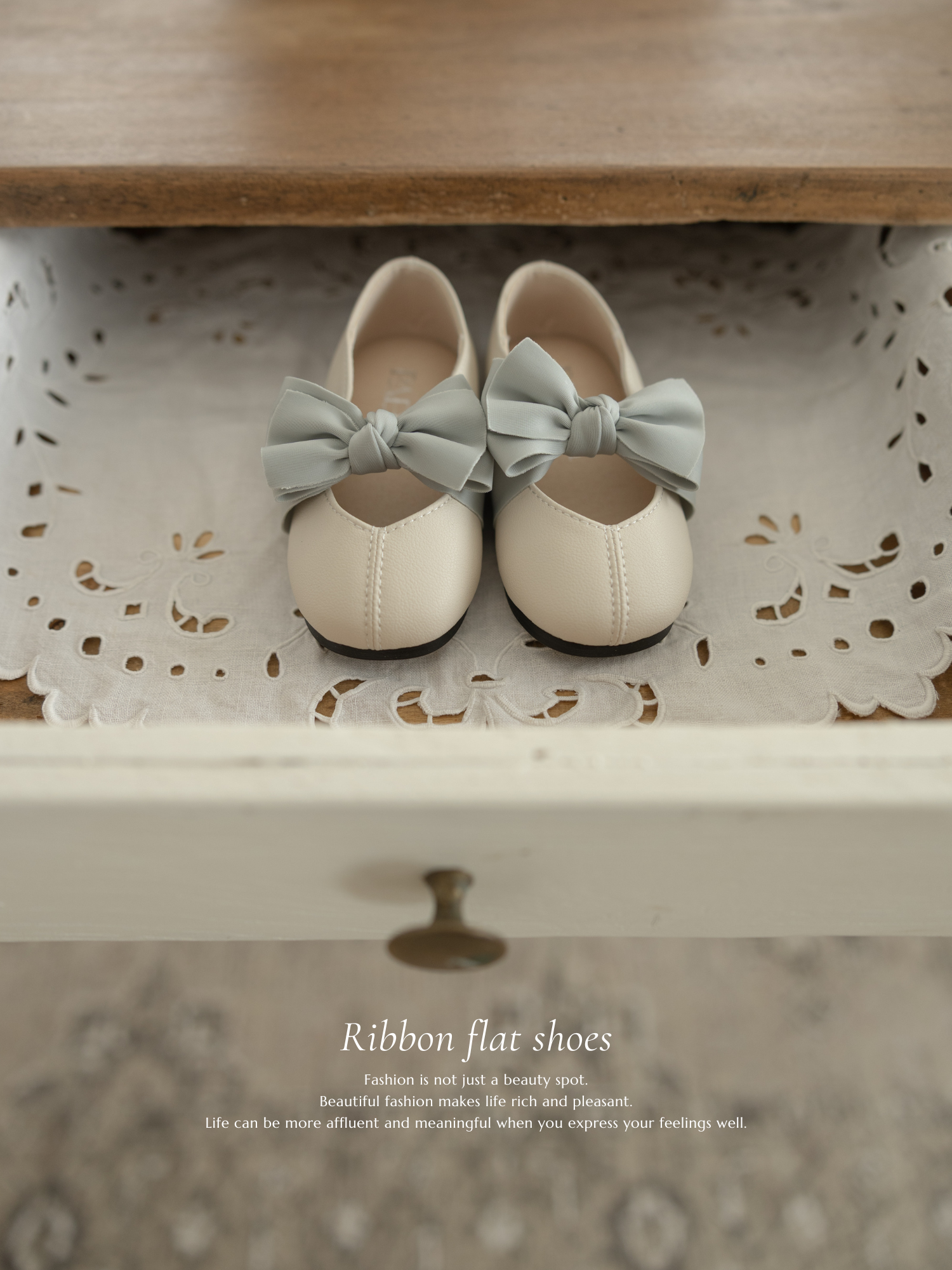 Ribbon flat shoes - Frozen yogurt -