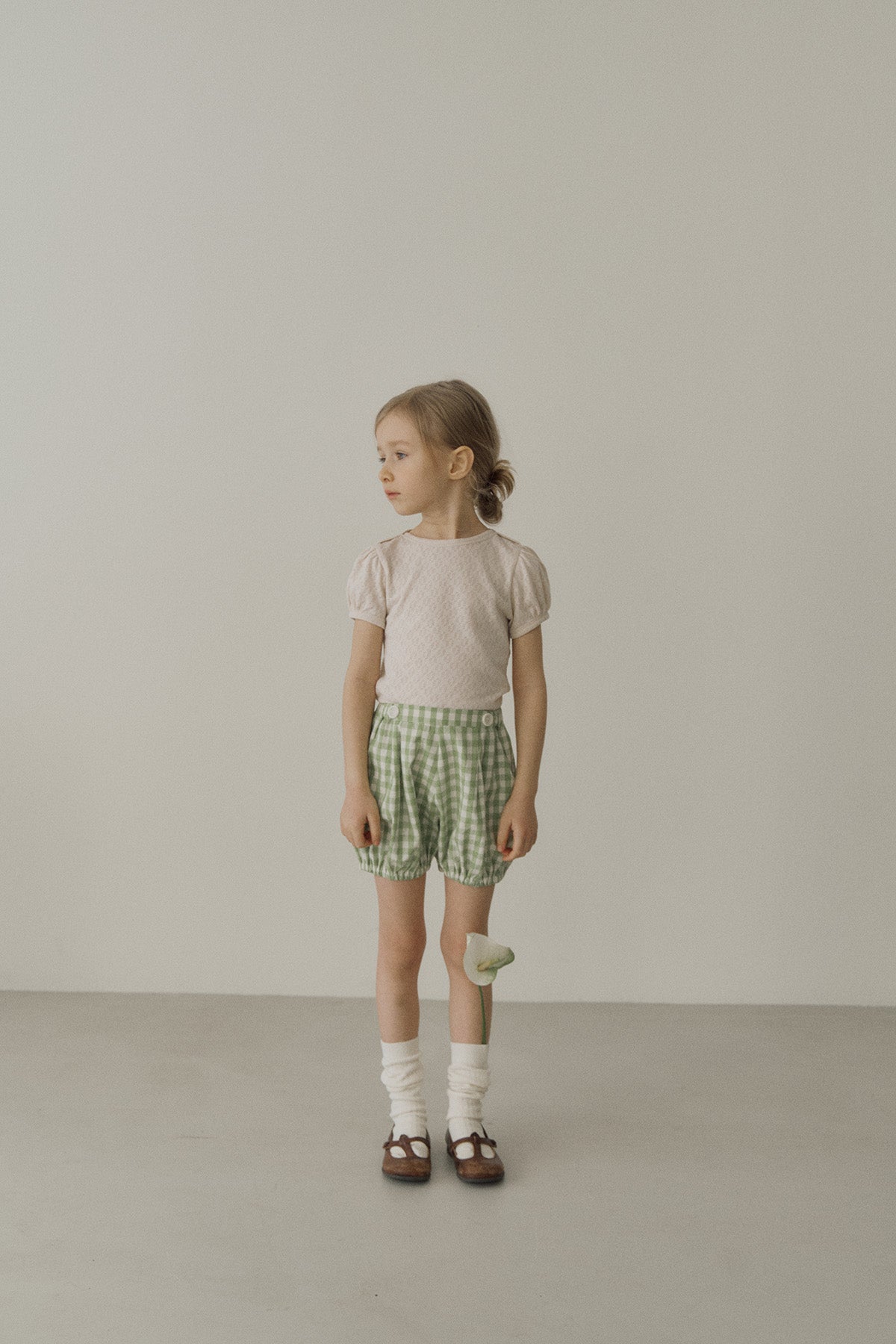 ［inné］Lilie eyelet tee (ligth beige)