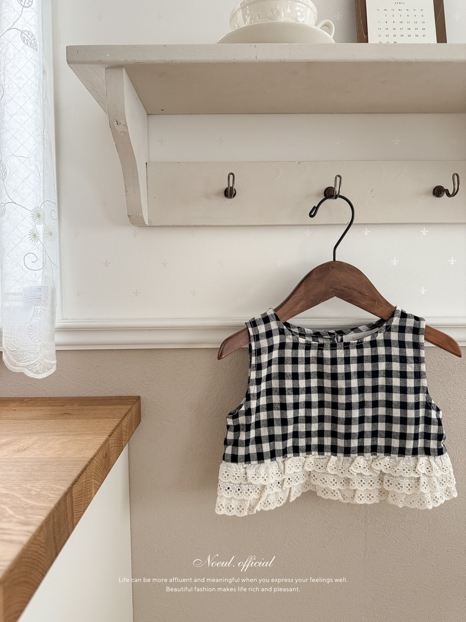 Check lace blouse