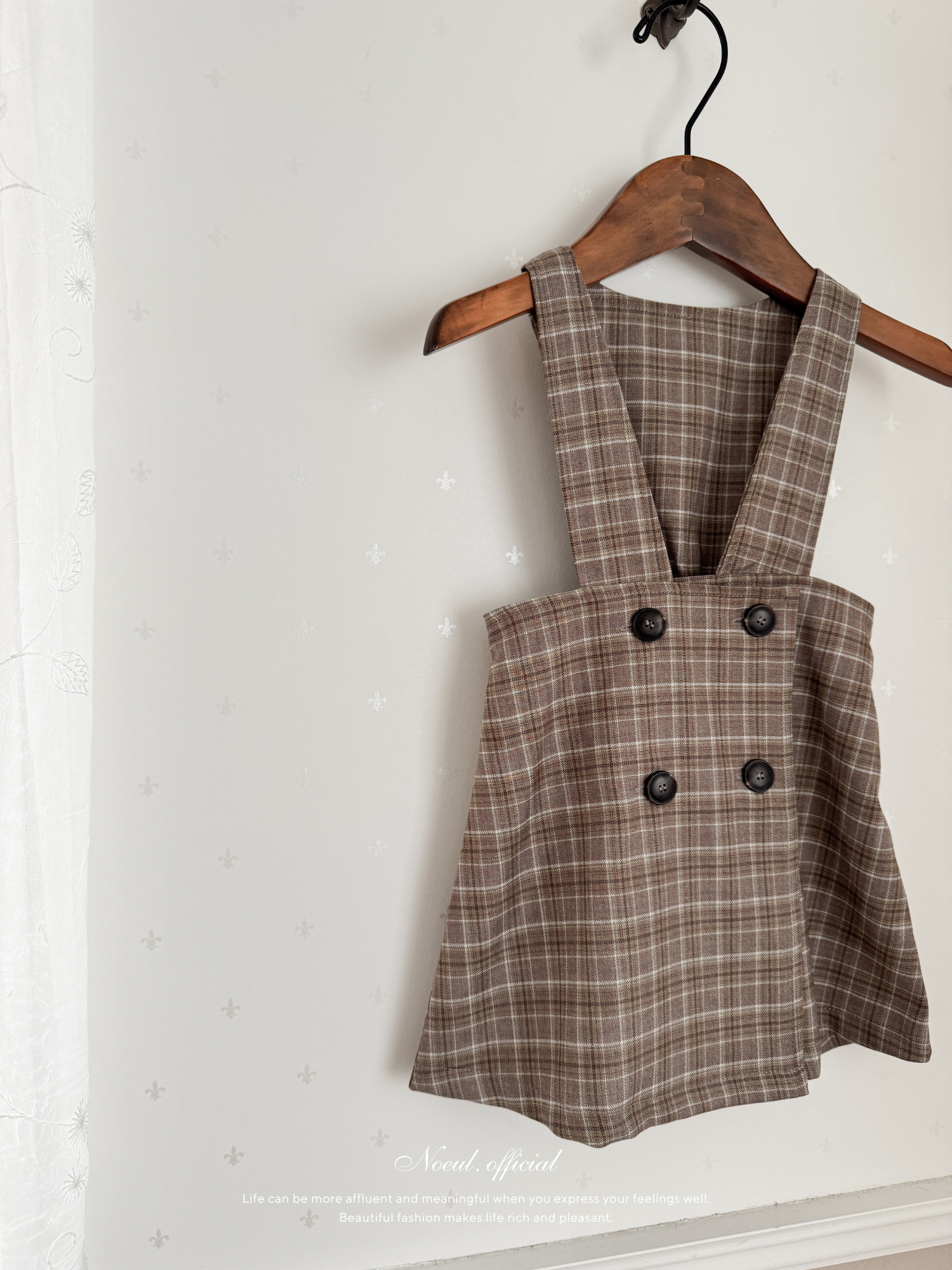 Rommy check one-piece