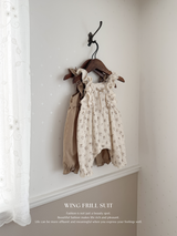 Wing frill suit
