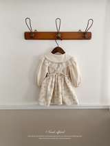 Anne collar blouse (cream)