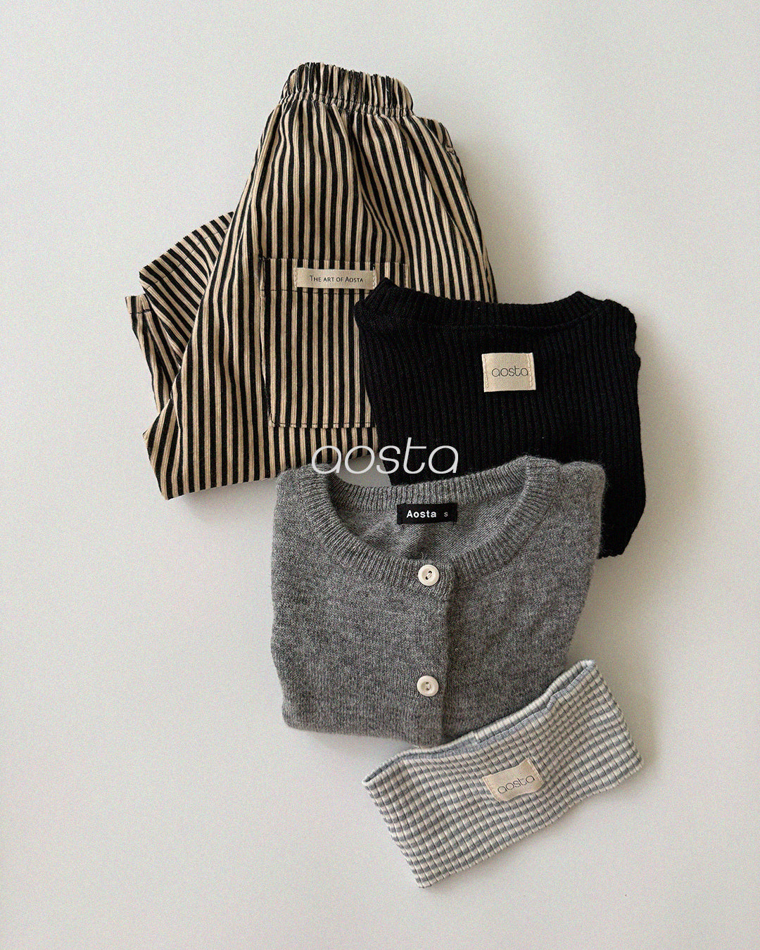 ［Aosta］Knit Cashmere Cardigan