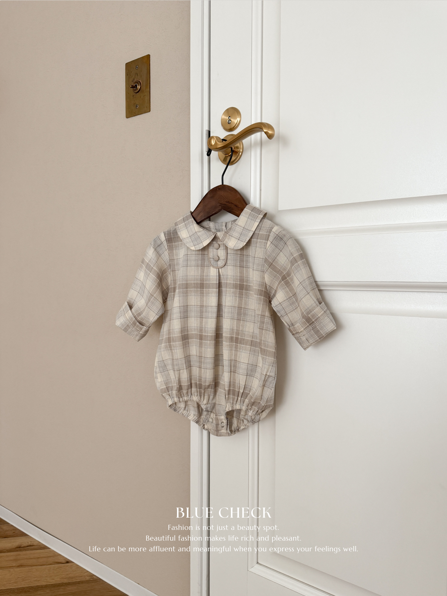 Leandre check rompers