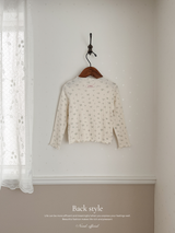 Momo eyelet tee