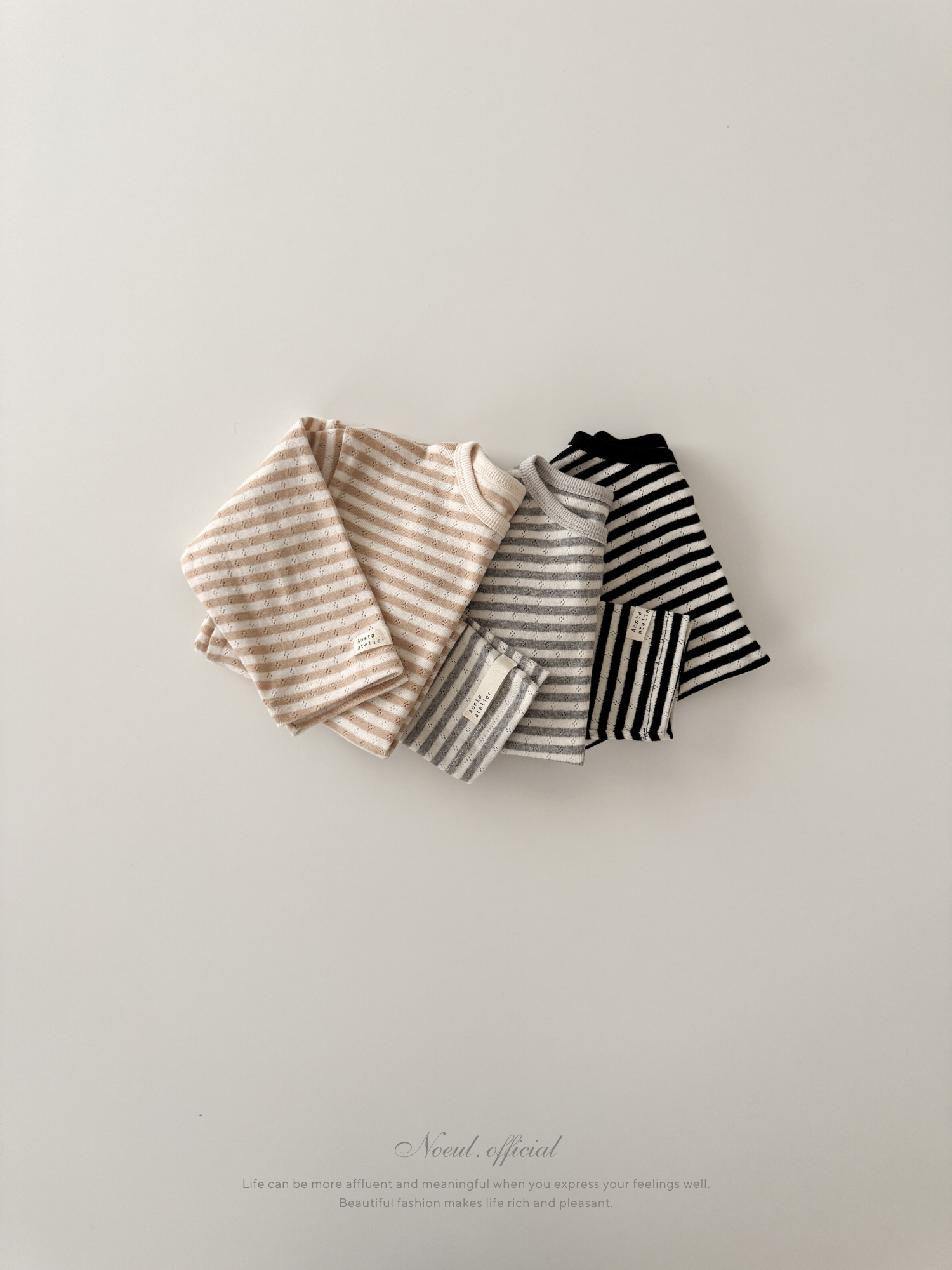 Moment stripe tee