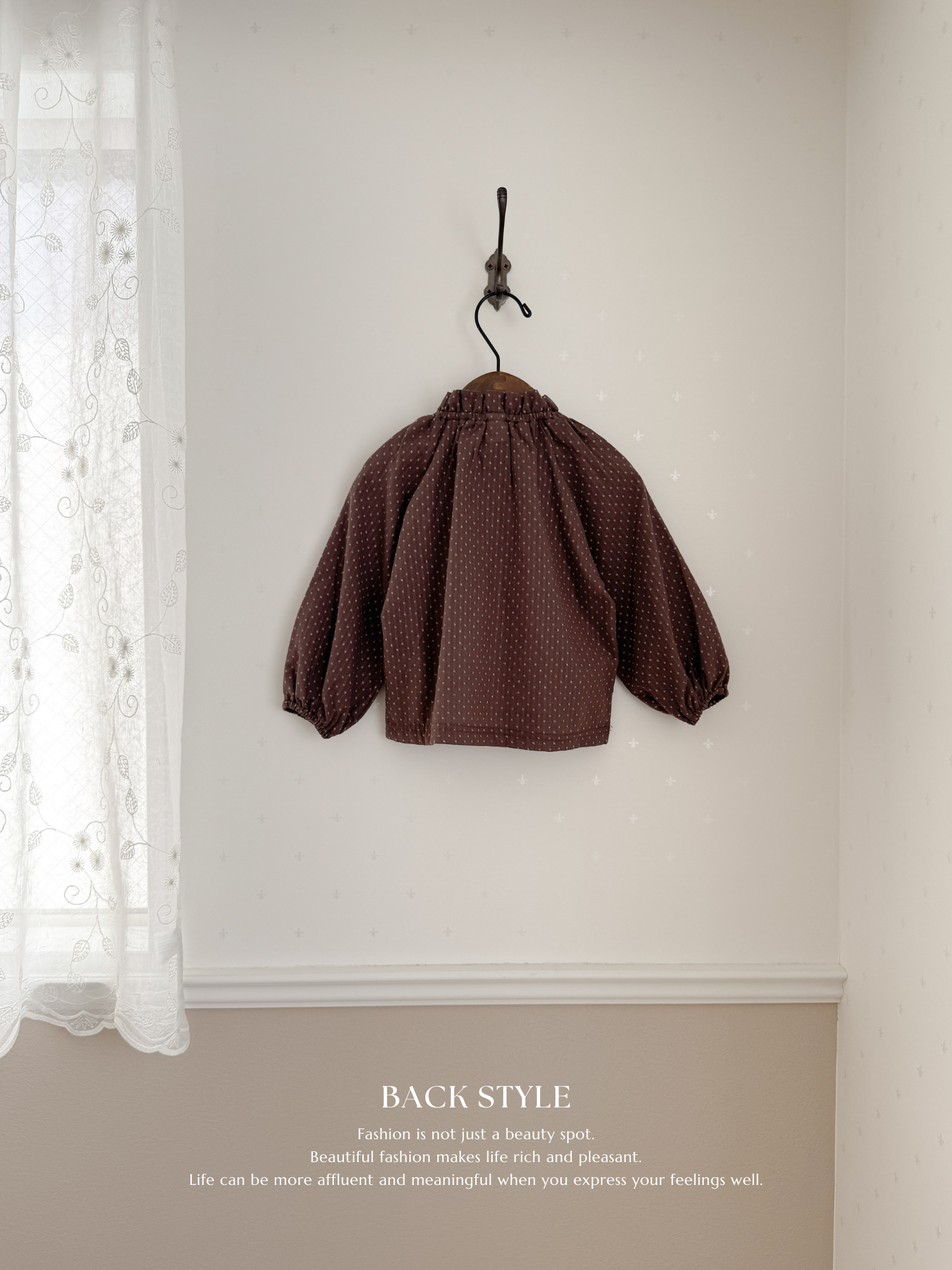 Monde embroidery blouse