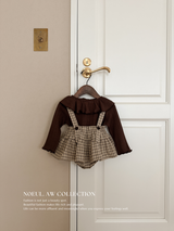 Anna ruffle collar tops