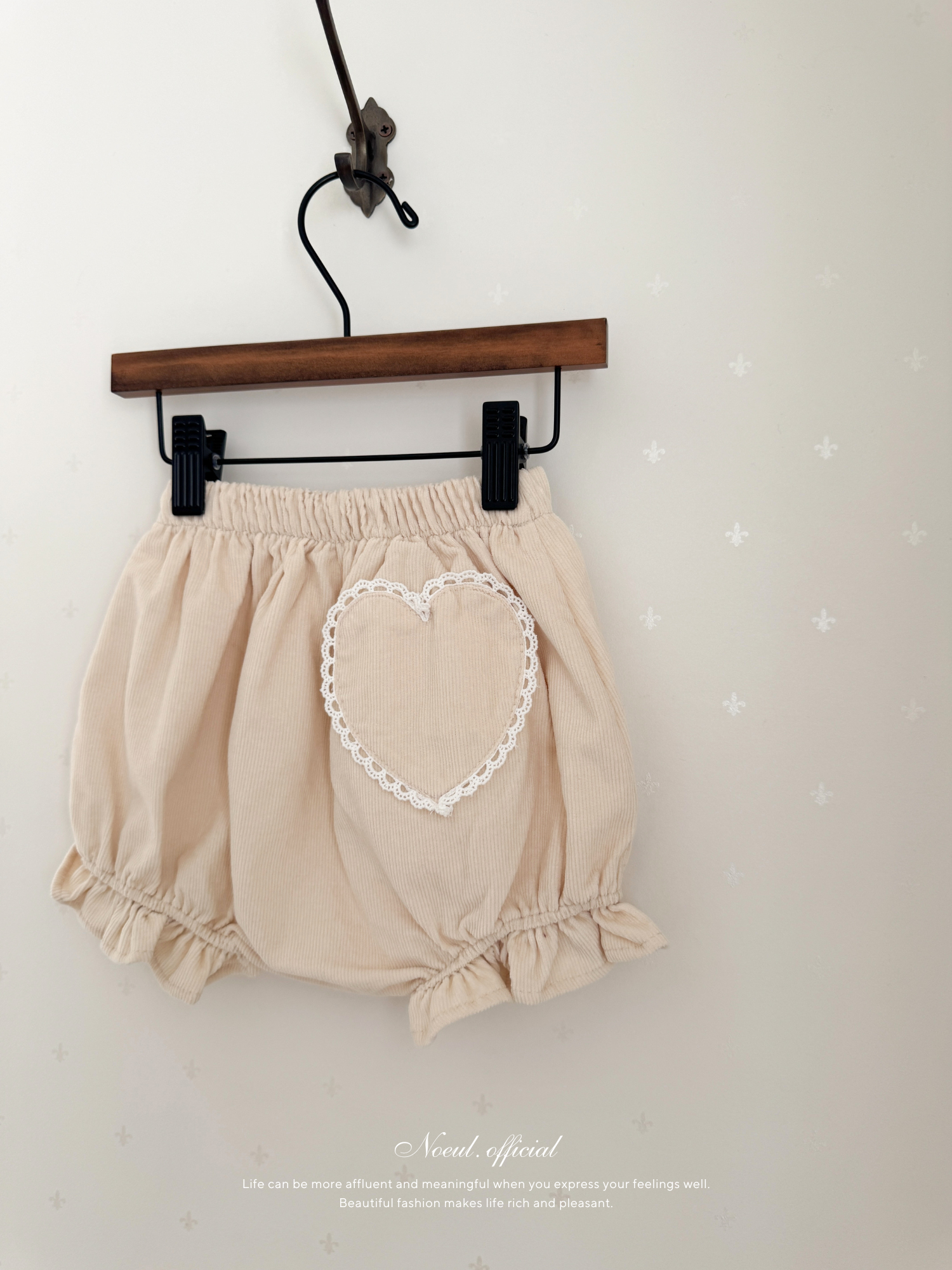 Heart corduroy frill bloomer